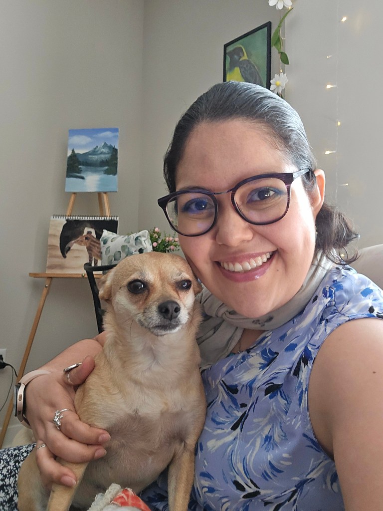 Lidia Ponce de la Vega and her Chihuahua dog